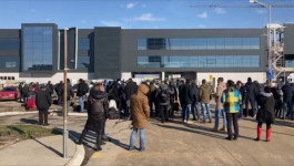 ĐOKOVIĆ SE VRAĆA U BEOGRAD: Novinarske ekipe na aerodromu čekaju tenisera