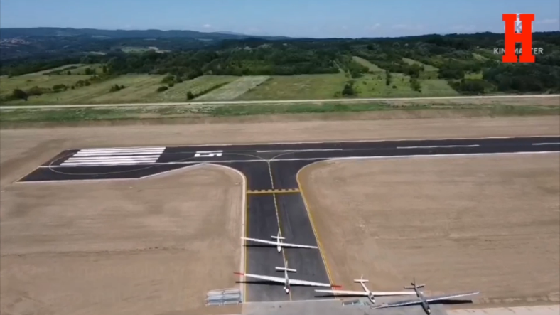 NALAZI SE NA 235 METARA NADMORSKE VISINE: Pogledajte kako iz vazduha izgleda nov aerodrom u Kruševcu