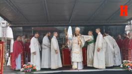 PATRIJARH STIGAO U BRATUNAC: Godišnjica stradanja Srba - Porfirije služi liturgiju