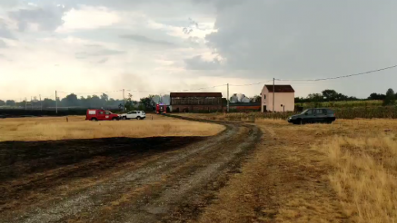 POŽAR NA SALAŠU KOD ZRENJANINA: Vatrogasaca na terenu, vatra ugašena (VIDEO)