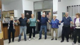 MERAK ZA GODINE NE ZNA: Seniori iz Vranja igraju folklor u osmoj deceniji i nastupaju širom Srbije
