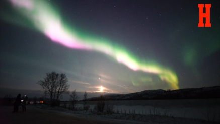 KAD POLARNA SVETLOST OBOJI NEBO: Pogledajte kako prirodni fenomen izgleda iznad Murmanska