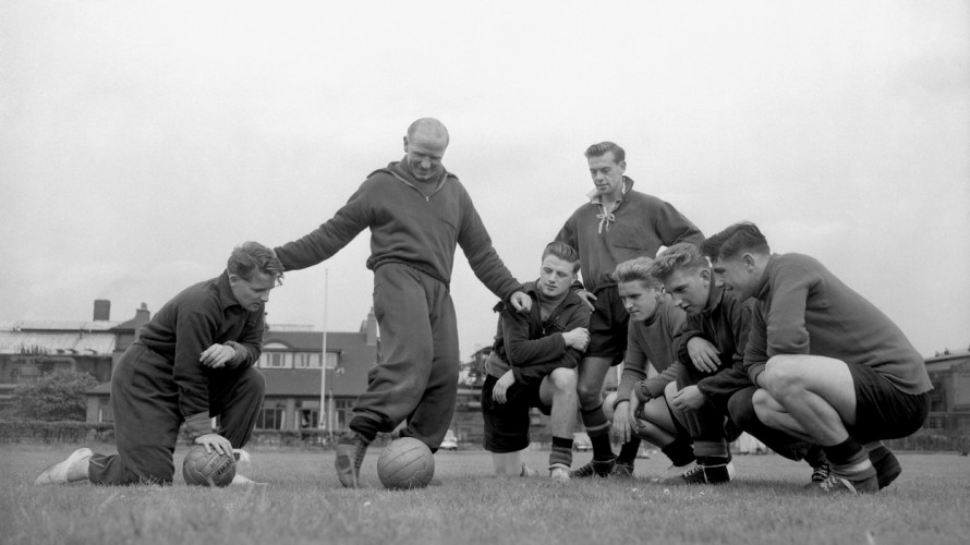 TRAGEDIJA „BEZBIJEVIH BEBA“: Sećanje na fudbalere Mančester Junajteda koji su stradali pre 65 godina