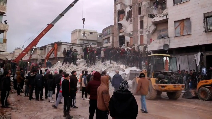 POTRESNE SCENE IZ SIRIJE: Preživeli u Hami u bolnicama, nastavlja se potraga za preživelima