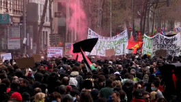 VODENI TOPOVI I SUZAVAC: Pogledajte sukobe u Lionu na protestima protiv reforme penzionog sistema