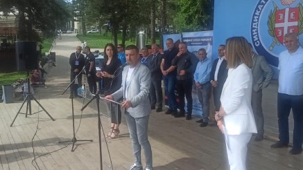 Lazar Ranitović predsednik Sindikata policije pozvao sve kolege da daju uzorke za matične ćelije