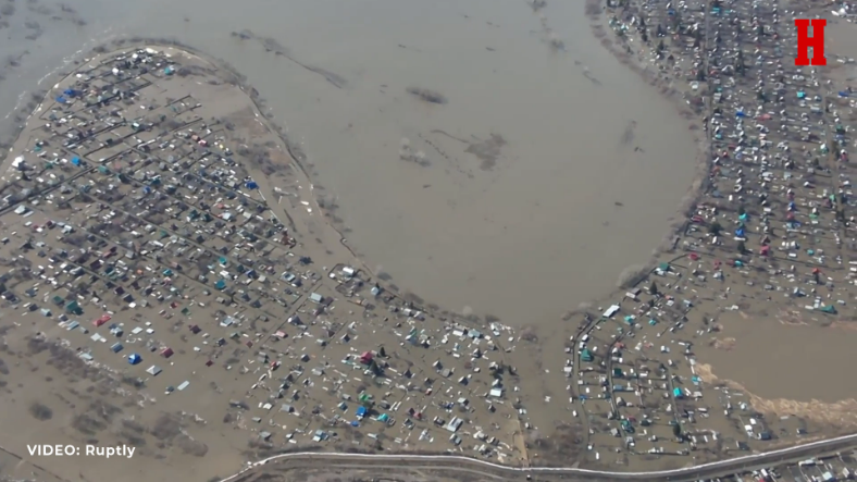 POPLAVE U RUSIJI: Snimci dronom pokazuju poplavama pogođena predgrađa na jugu Rusije