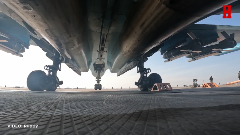 RUSKI LOVAC: Pogledajte snimak borbenog zadatka lovca Su-34